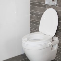 Toiletverhoger - 5 cm met deksel - Afbeelding 3